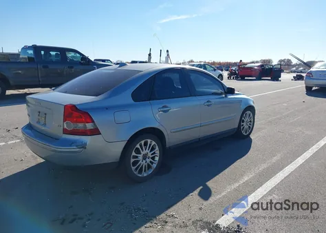 2006 Volvo S40 2.4I z USA, uszkodzony, nr VIN YV1MS382662186671